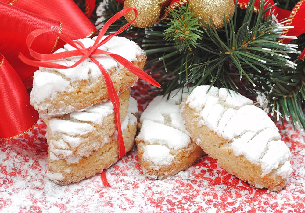 Dolci Toscani Natalizi.I Vini Per I Dolci Delle Feste Abbinamenti Con I Dolci Natalizi San Casciano Dei Bagni Siena Toscana Cantine Ravazzi