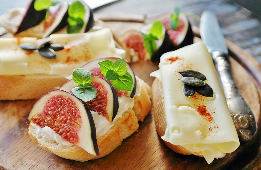 formaggio e fichi
